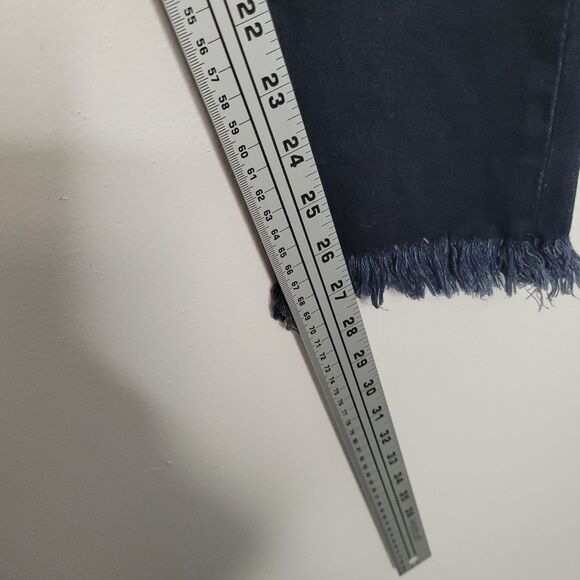 M1858 High Rise Alice Ankle Frayed Ripped Skinny Jean Dark Wash Size 10 - Picture 6 of 7